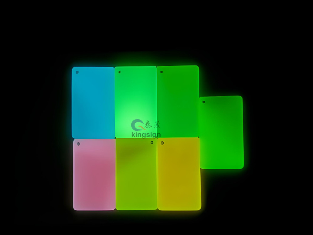 As folhas acrílicas luminosas estão se tornando cada vez mais populares e amplamente usadas